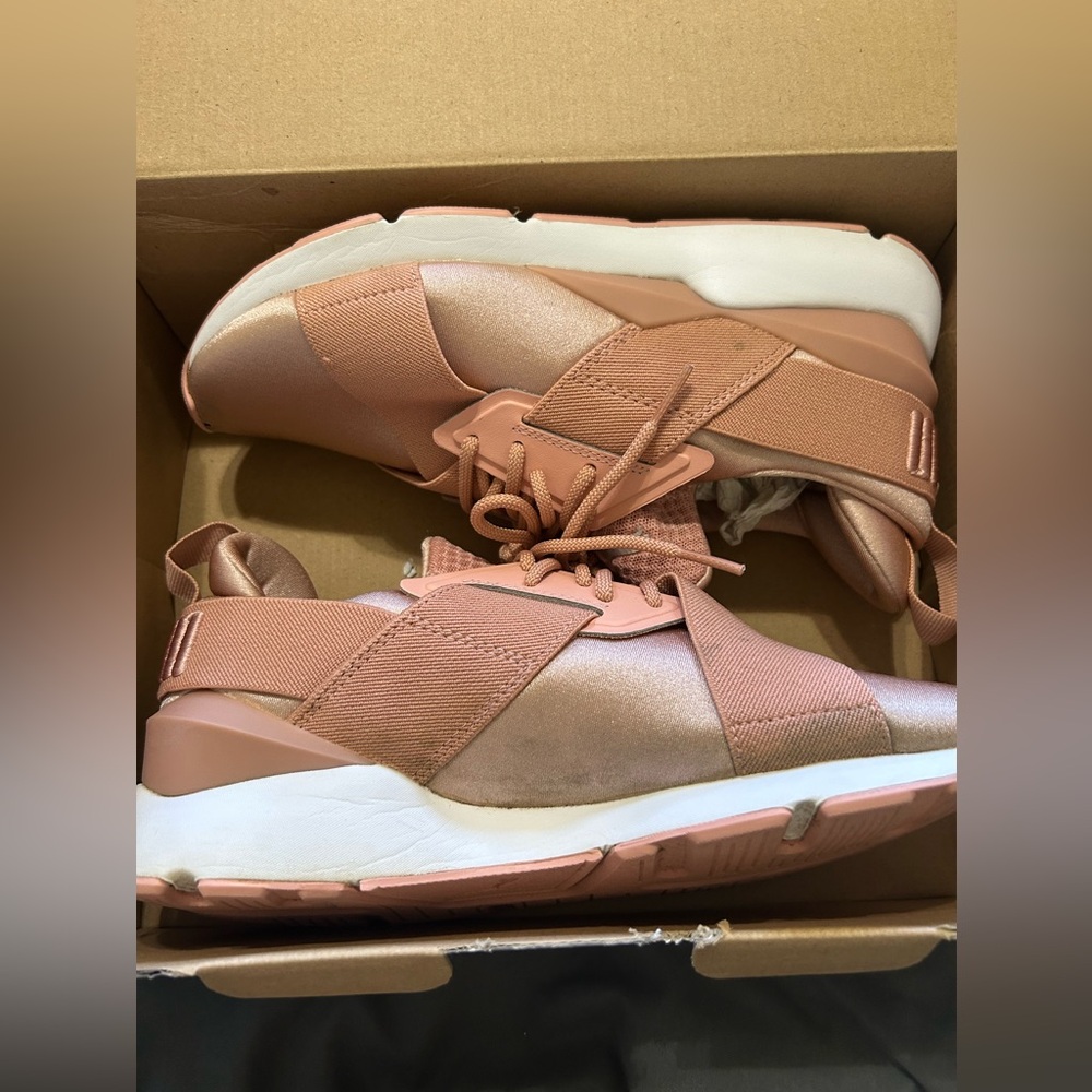 Women's Muse Satin PUMA sneakers